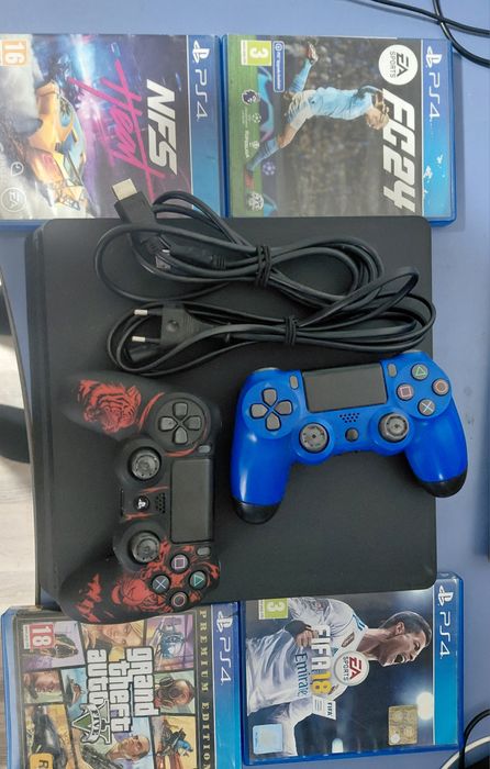 Vand Playstation 4