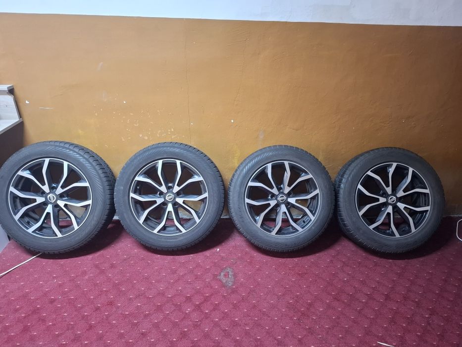 Roti iarna  r17 215 60 17 Nissan Qashqai