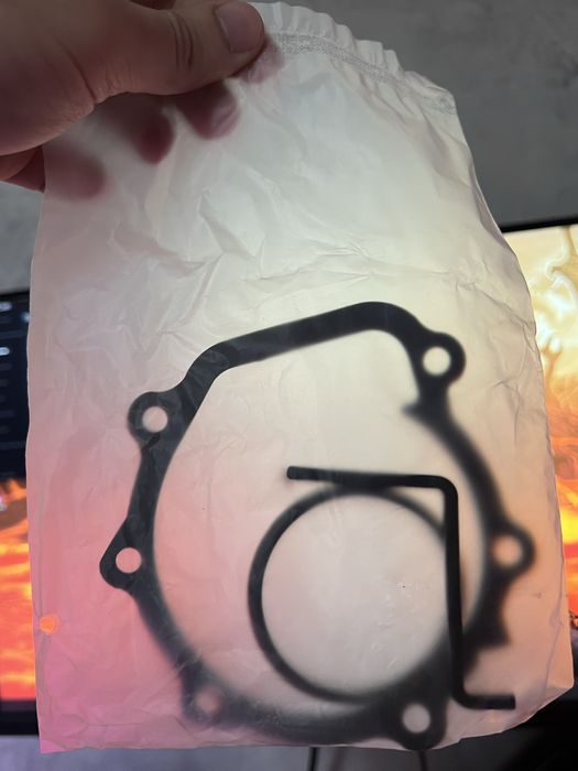 Водяная помпа Subaru Legacy Outback