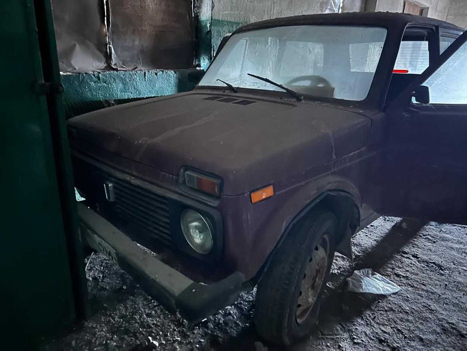 Продам Ниву 2000 года