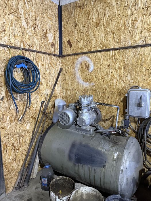 Сдается большой гараж