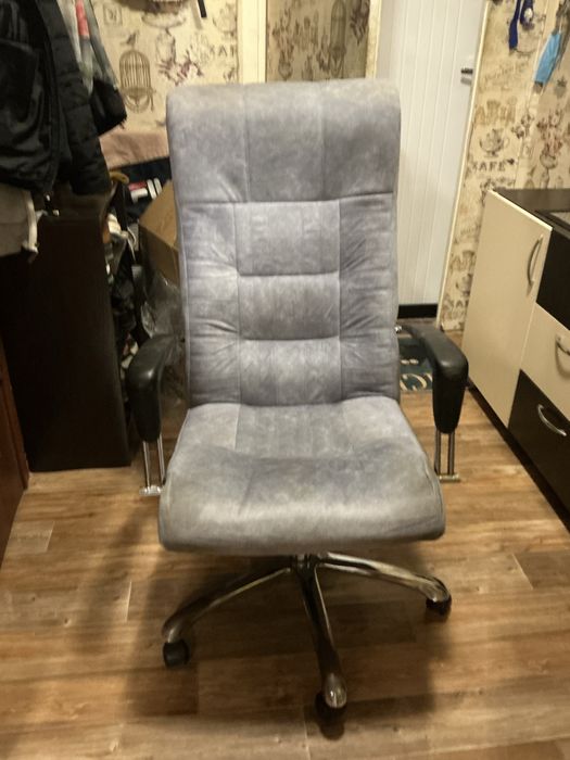 Компьютерное кресло