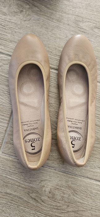Vând balerini dama