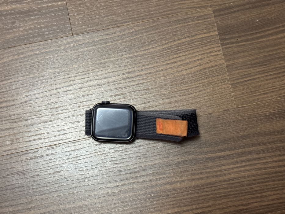 Apple Watch Series 6 40 мм