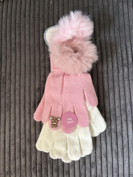 Детски зимни комплекти - ръкавички, шапки и аксесоари.