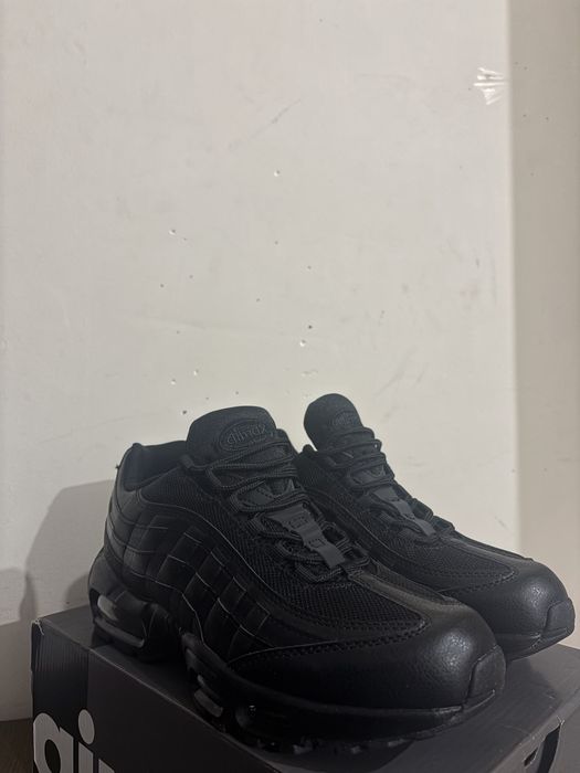 Nike Air Max 95 Triple Black - 40,41,42,43,44,45,46