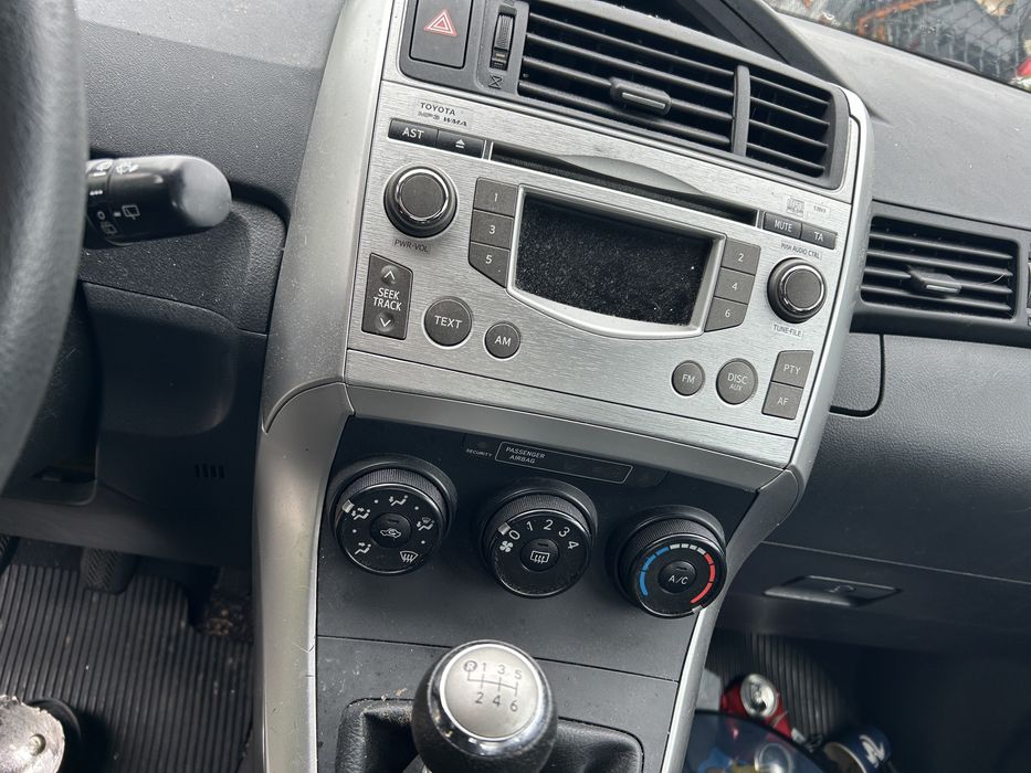 Toyota Verso Бензин 2012г ЗА ЧАСТИ!