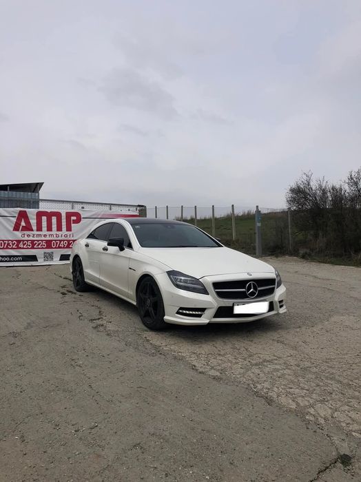 Dezmembrez Mercedes CLS 350