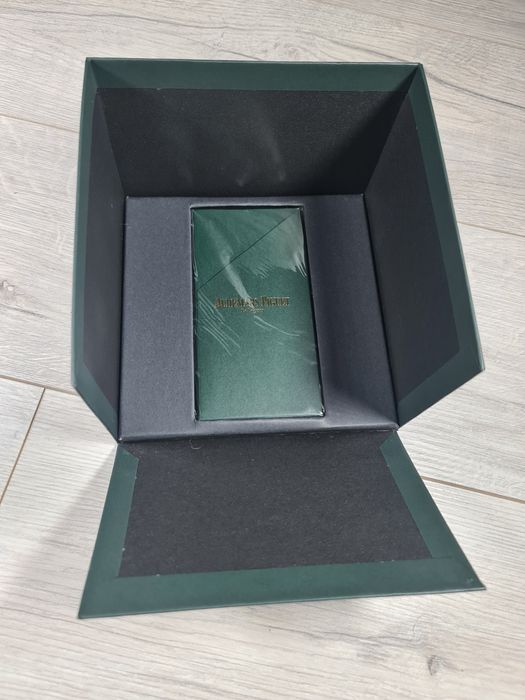 Cutie-Ceas-Audemars-Piguet-Premium-Acte
