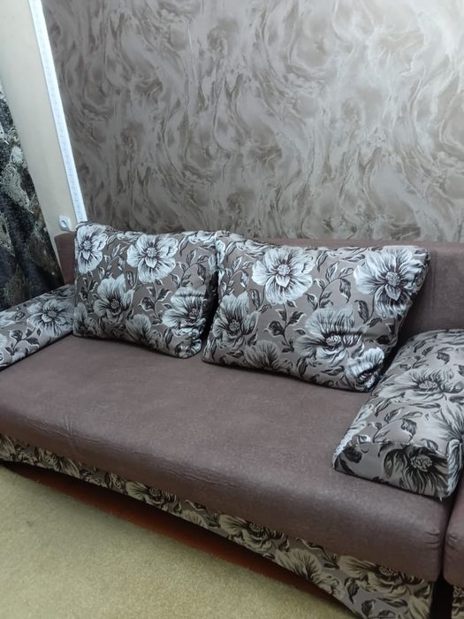 Продам диван и шкаф