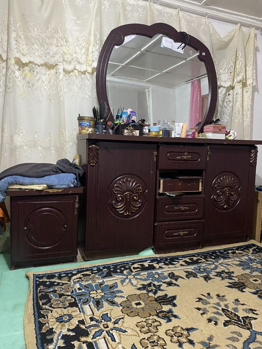 Мебель для дома спальня диван гарнитура и так далее