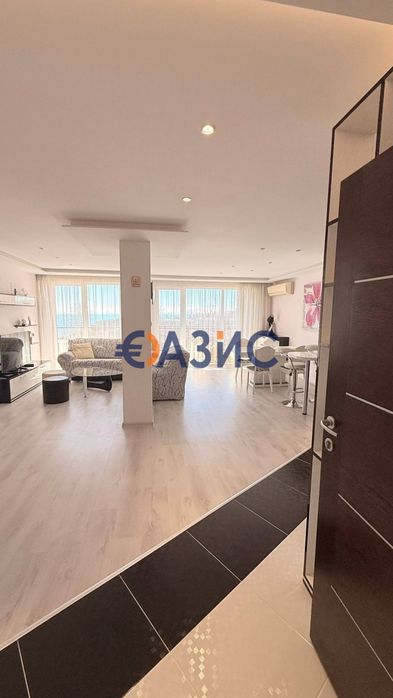 Продава се Тристаен апартамент в с. Равда, Област Бургас - 170 кв.м за 750 €/кв.м - Снимка #11