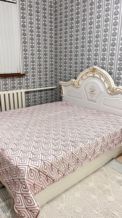 Спальный гарнитур сатылады