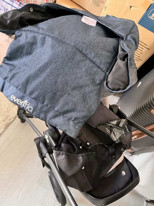 Продается Коляска evenflo