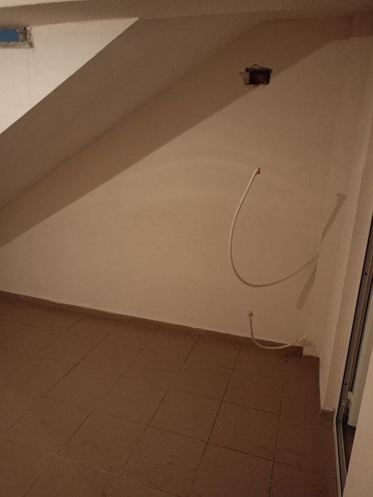 Дава се под наем Магазин в Пловдив, Централна гара - 120 кв.м за 765 € - Снимка #6