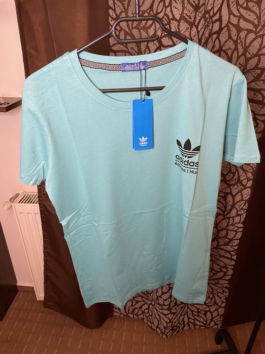 Tricou Adidas nou diferite marimi