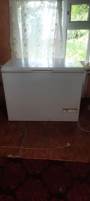 Продаю Морозильник