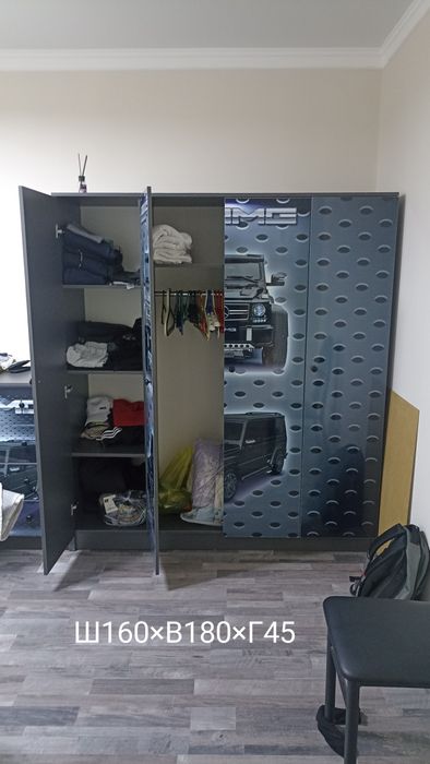 Срочно продам детский спальный гарнитур