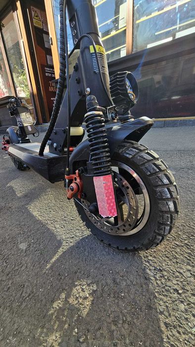 Trotineta electrica KUGOO KIRIN M4 Pro