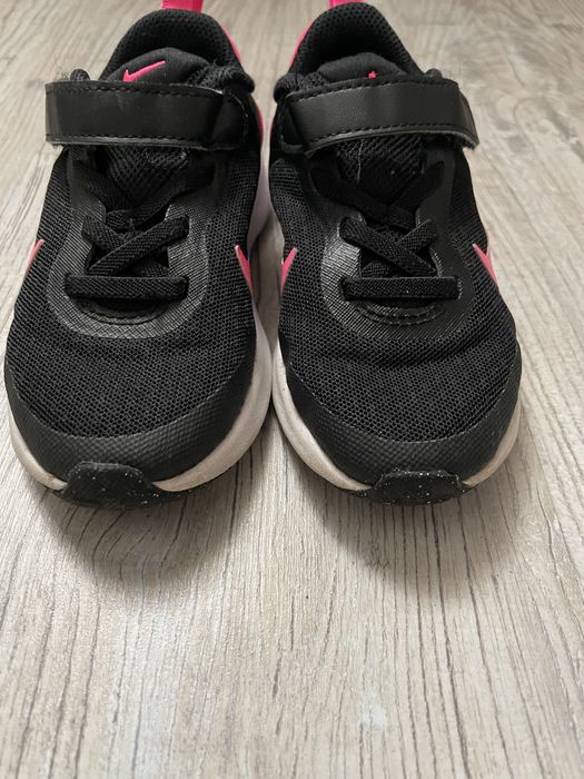 Детски маратонки Nike Revolution 7