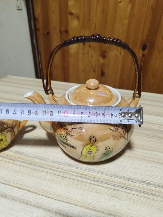 Чайник, захарница Япония