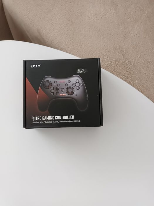 Контролер за PC чисто нов