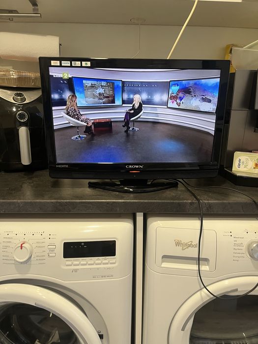 Телевизор Crown LCD 22875 HDMI