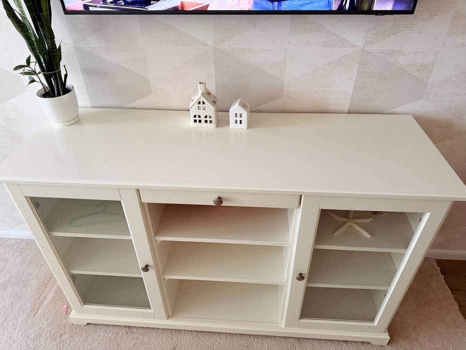 Масивен Бюфет IKEA