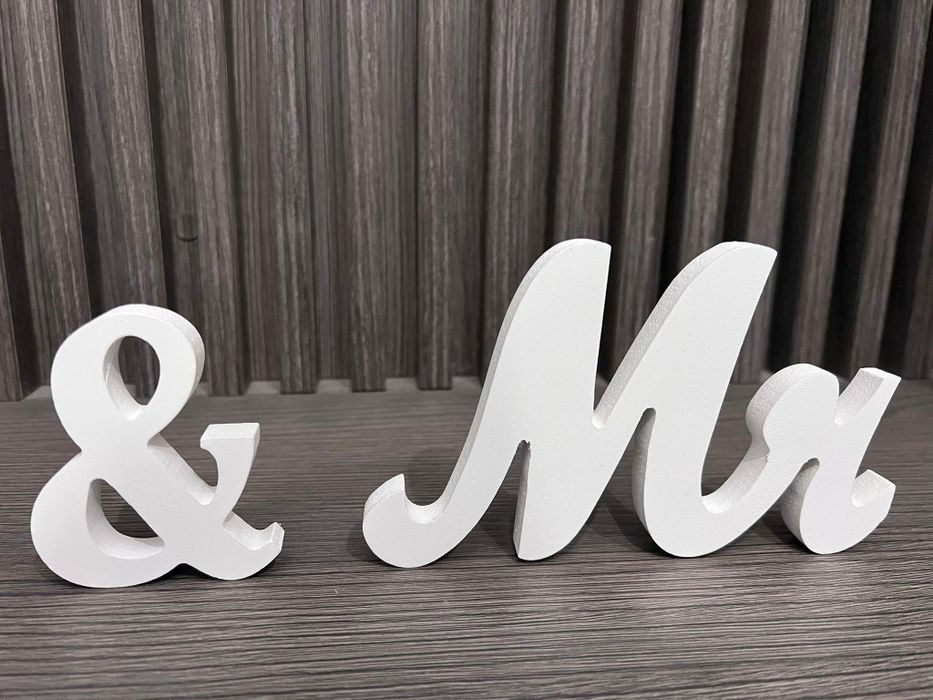 Litere volumetrice din lemn nunta Mrs & Mr