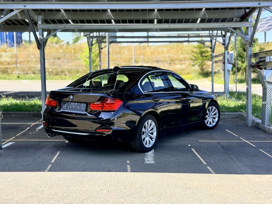Bmw 320iA Luxury Line