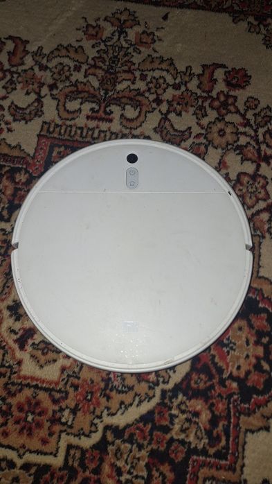 Продам робот пылесос