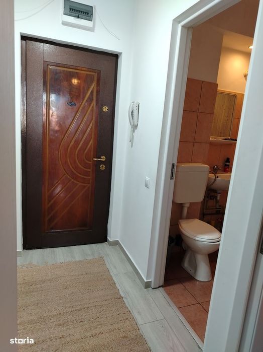 cv 99 Bd.Independentei , apartament 1 camera, etaj intermediar