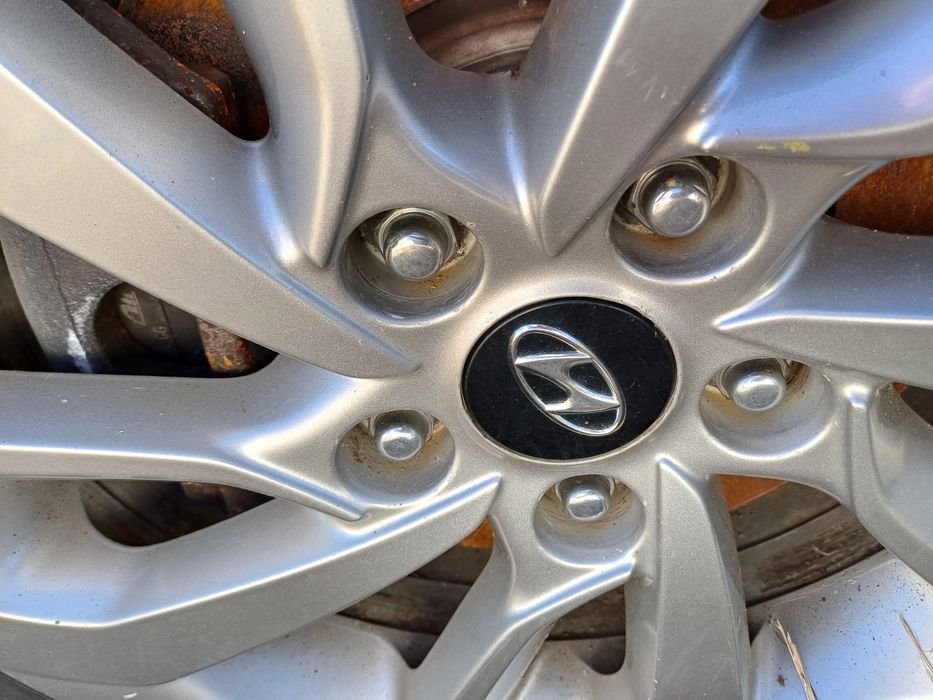 Roti complete cu anvelope iarnă hyundai tucson