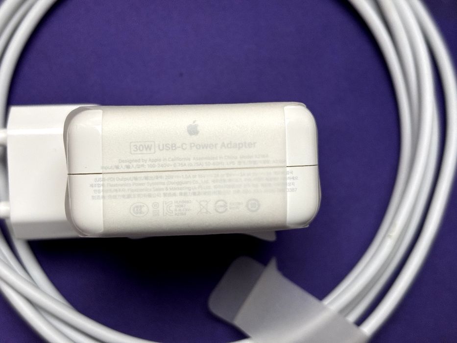 Macbook Air M1 8/256 full box