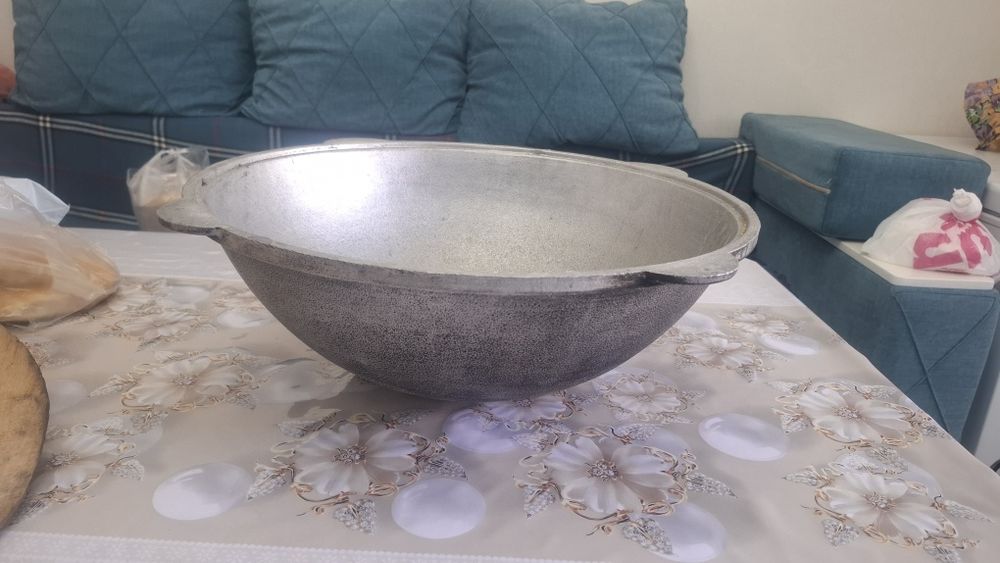 Срочно продам казан 15л