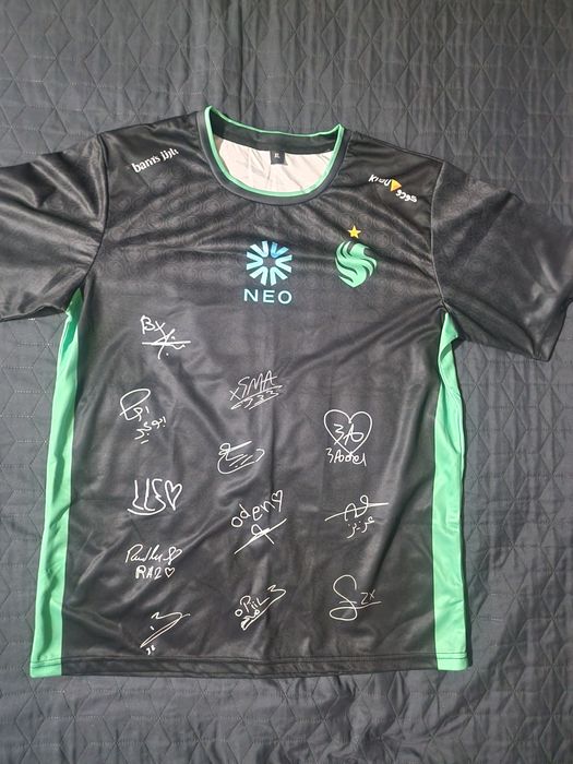 Vând tricou Falcons