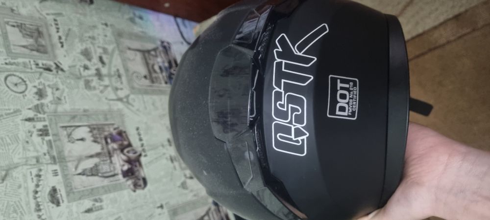 Шлем для мопедов или мотоцикла