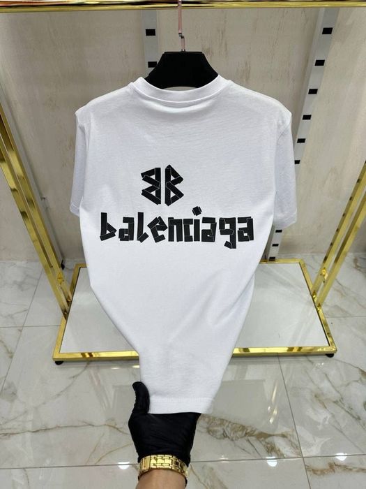 Тениски Balenicaga, Hugo и Dsquared