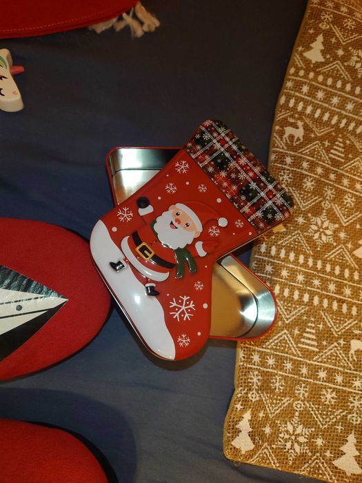 Decoratiuni si cadouri de Craciun nemaipomenite