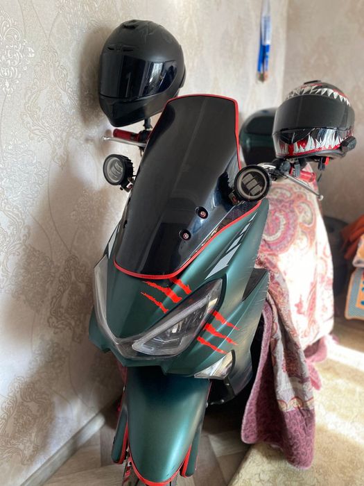 Продам мопед макси