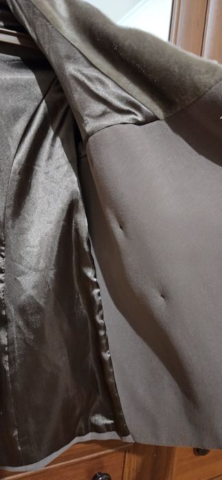 Продам пальто в хорошем состоянии