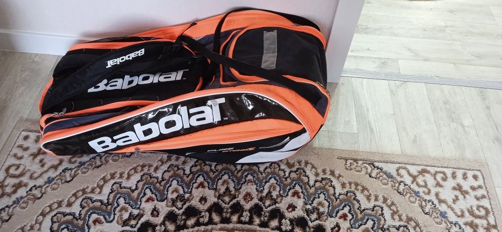 Продам теннисную сумку