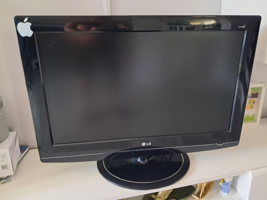 Vand TV , LG diagonala 81