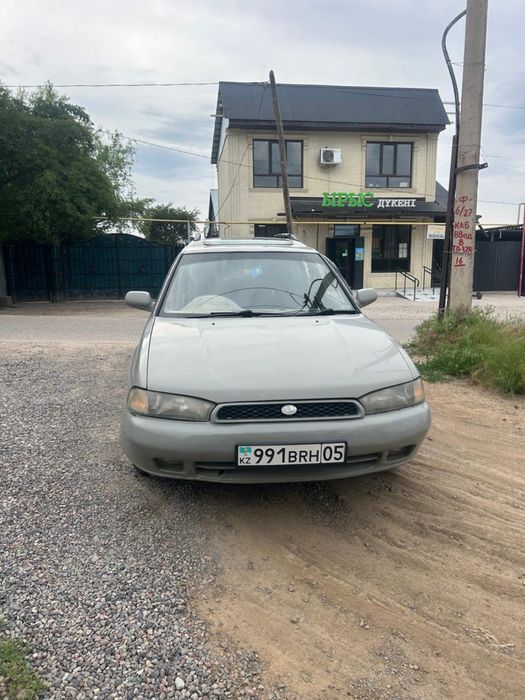 Продам машину Subaru b3, универсал