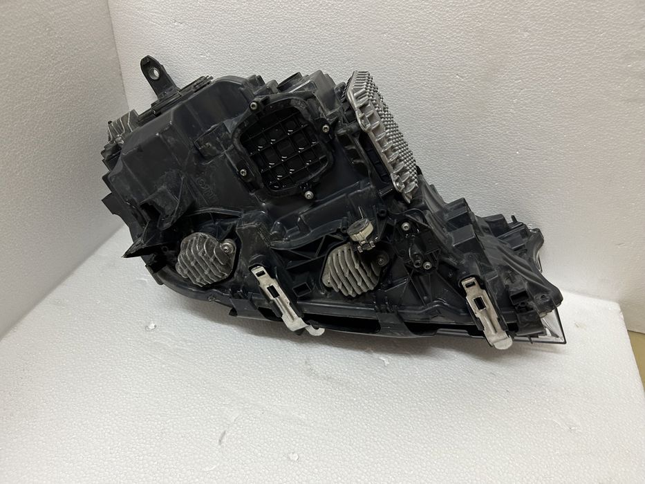 Far laser bmw G11 G12 seria 7 stanga 2015-2018