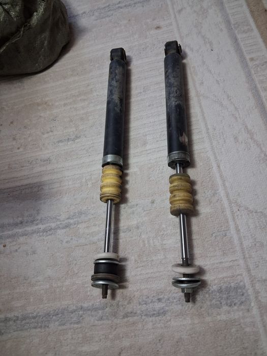 Амортизаторы задние мерс 124 190 бу