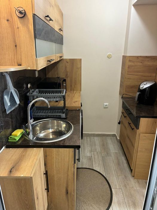 Дава се под наем Едностаен апартамент в Варна, Спортна зала - 27 кв.м за 348.84 € - Снимка #7