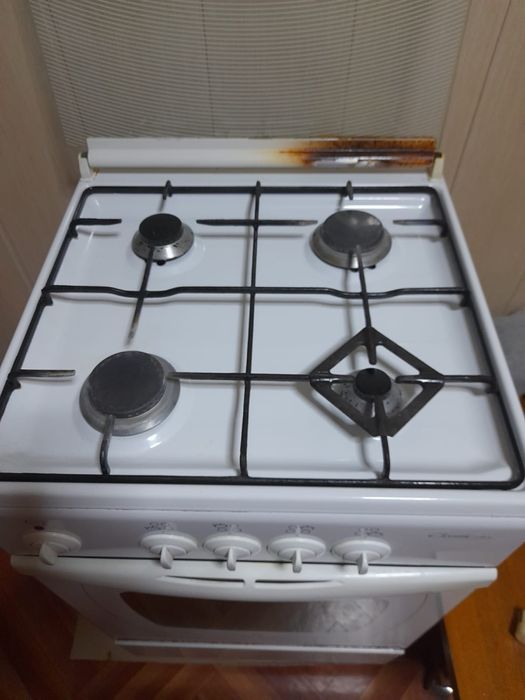 Газплита «De luxe», б/у, торг есть
