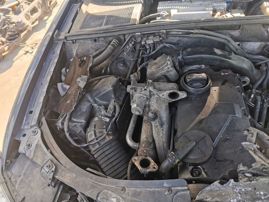 DEZMEMBREZ Audi A4 B7 1.9 2.0 2.5 Manual Automat Fl Nfl Bara Usa Motor