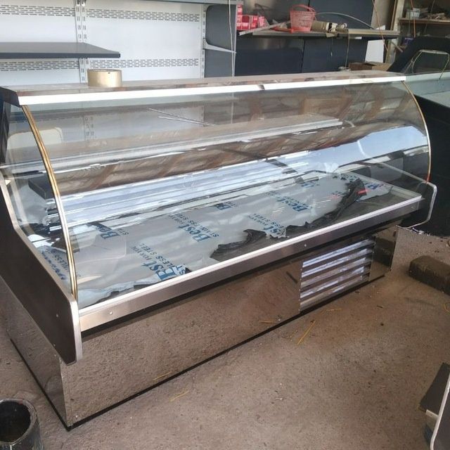 Витрина холодильник